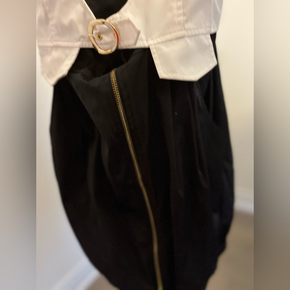 White and black dress - Picture 2 of 3